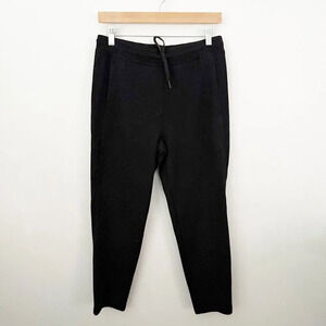 LULULEMON ATHLETICA | Tapered Leg Cropped high-rise stretch track pants | Size 6